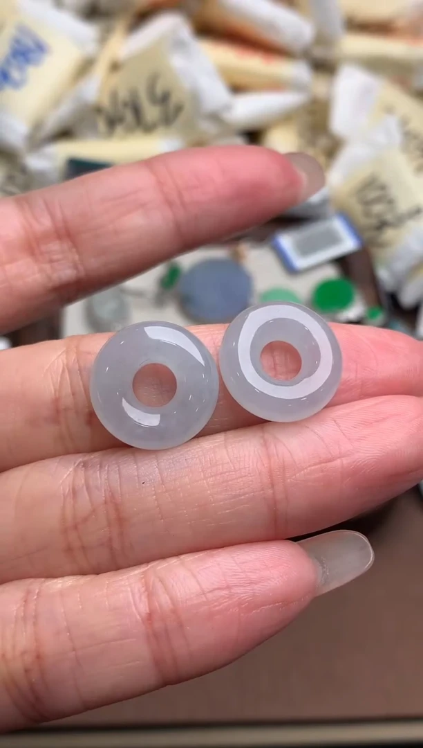 未镶嵌挂件翡翠一