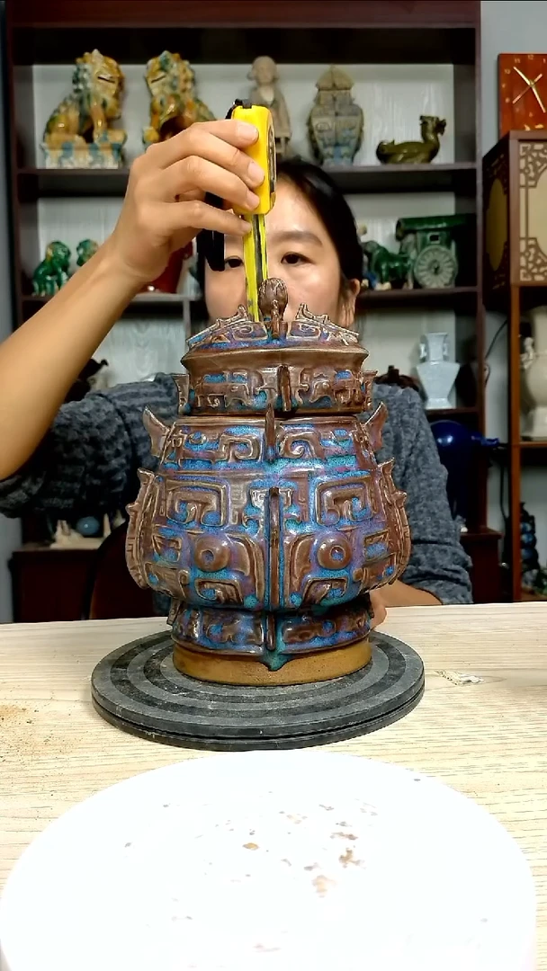 经典精美复古风格瓷器