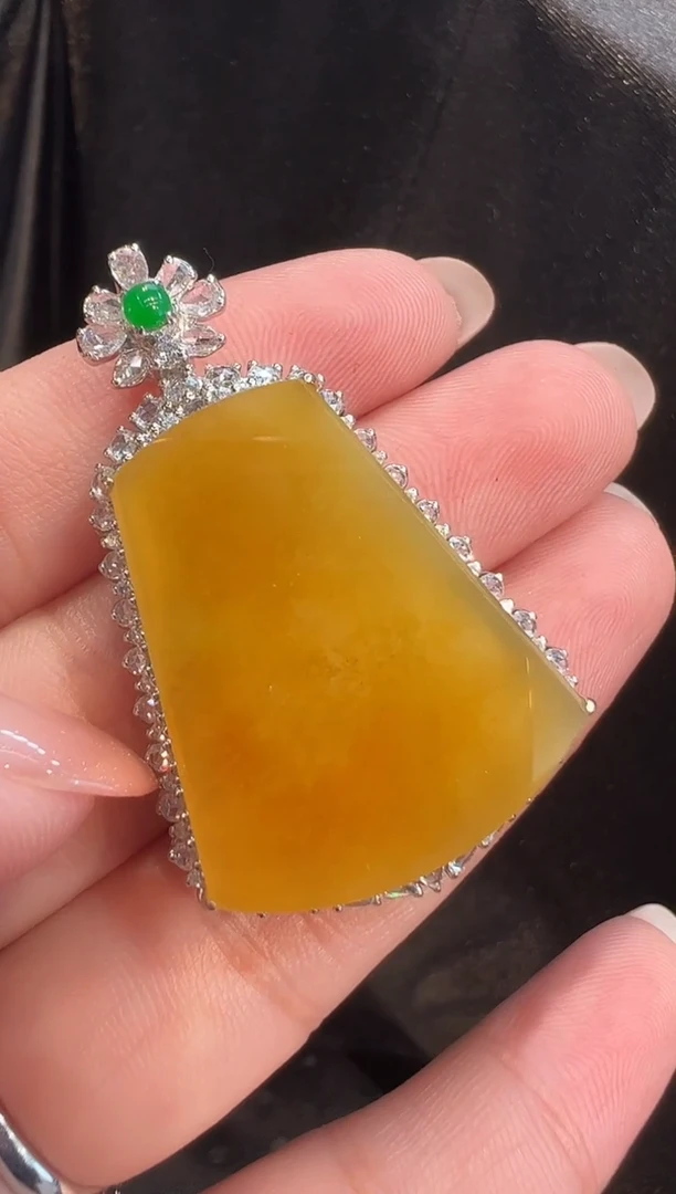 吊坠(不含链)18K金镶嵌翡翠AL6吊坠