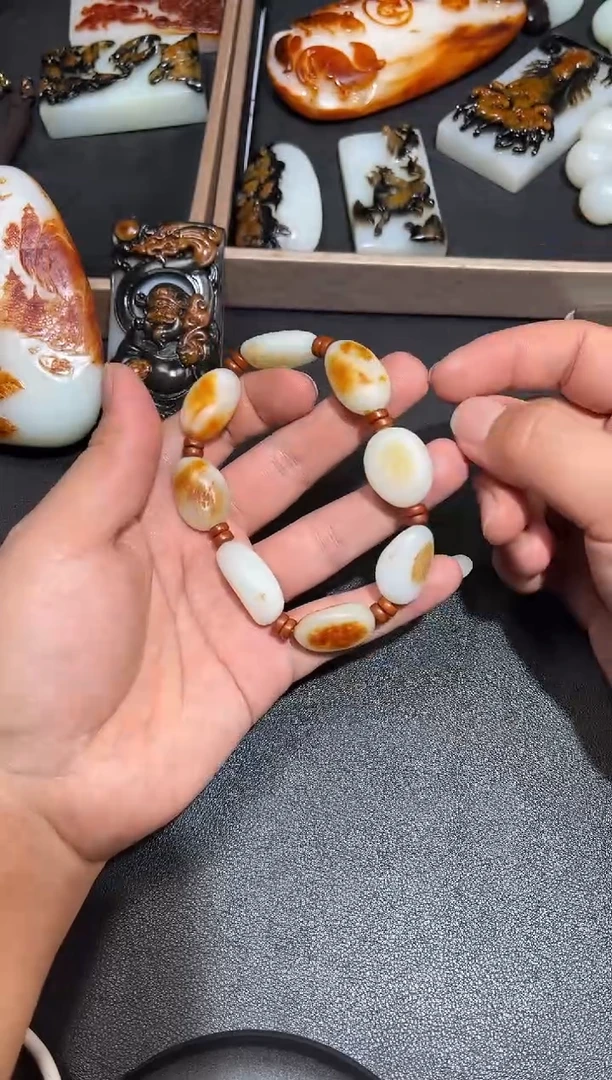 颈饰未镶嵌和田玉（子料）YL-DS-12.8-29