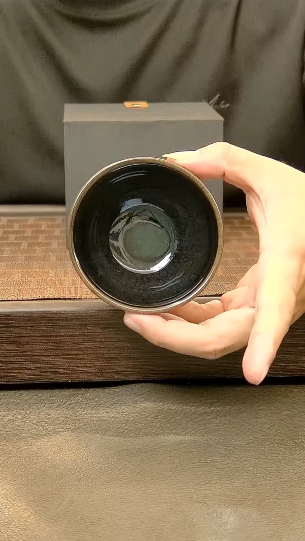 茶盏809=。。。。。。。。