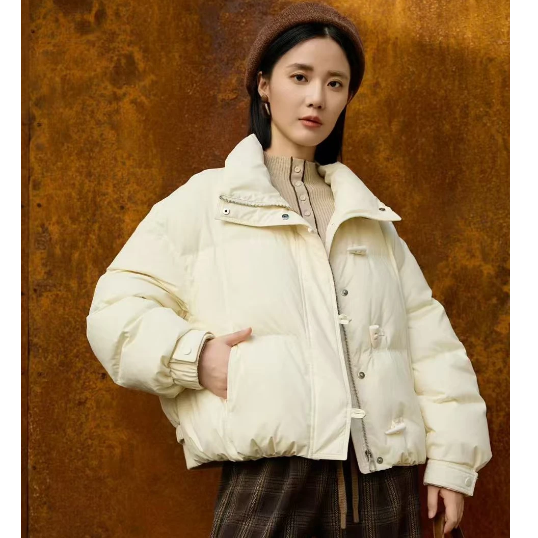 【商场品质】90白鸭绒 下摆针织拼接立领简约牛角扣羽绒服 YL 78111
