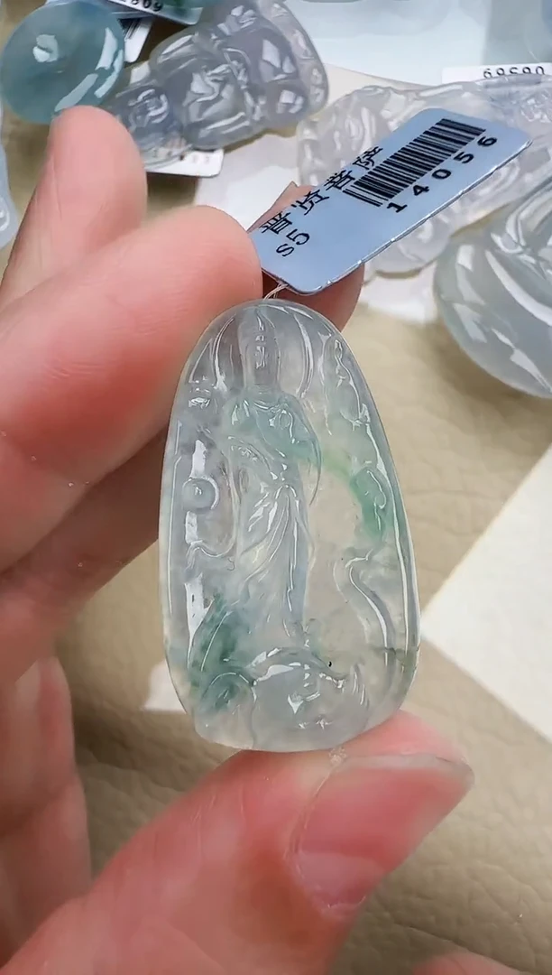 翡翠未镶嵌颈饰缅甸翡翠a货