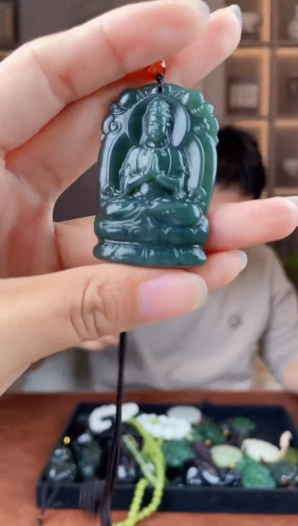 未镶嵌和田玉挂件拍一发一，多样性发货