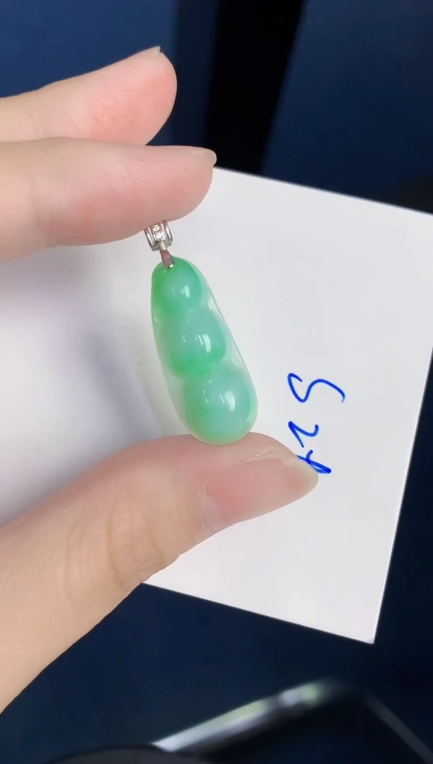 颈饰未镶嵌翡翠天然翡翠缅甸A货
