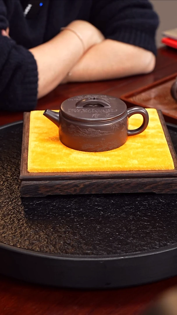 茶壶紫砂杨菲 汉瓦42 黑墩头 180毫升