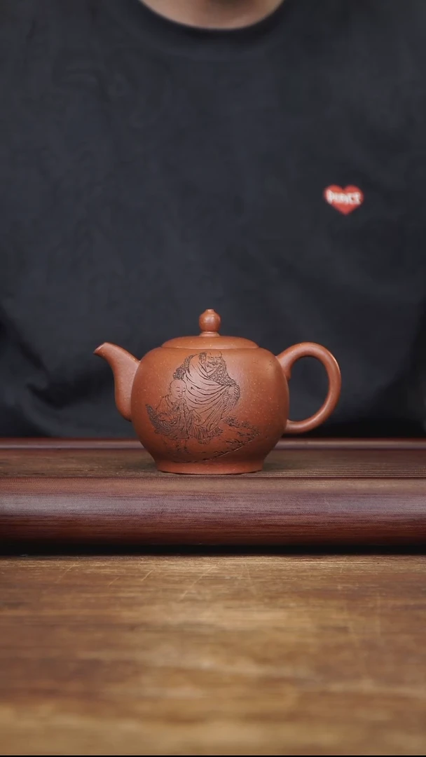 茶壶紫砂250ml 高工作品 宫灯 降坡泥