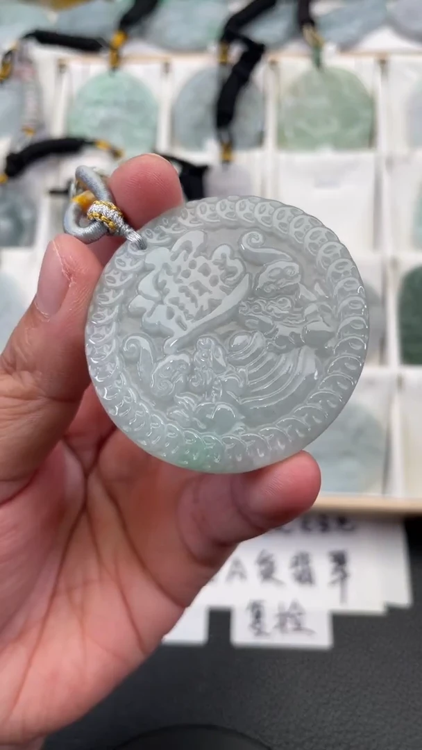 颈饰未镶嵌翡翠天然缅甸翡翠A货128