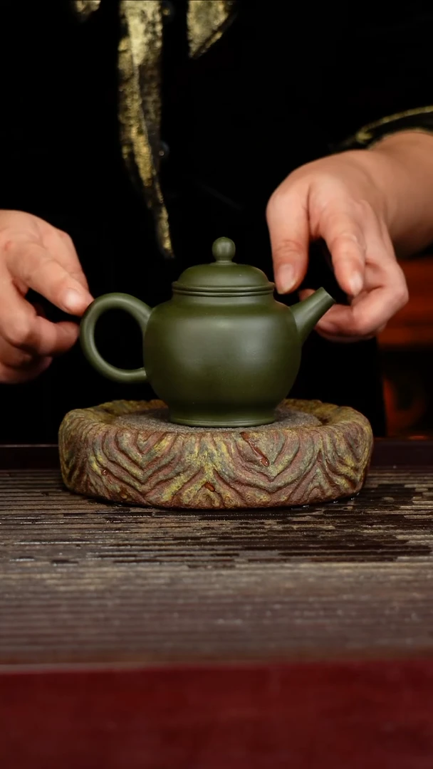 宜兴原矿紫砂壶茶壶宜兴原矿紫砂壶茶壶150C