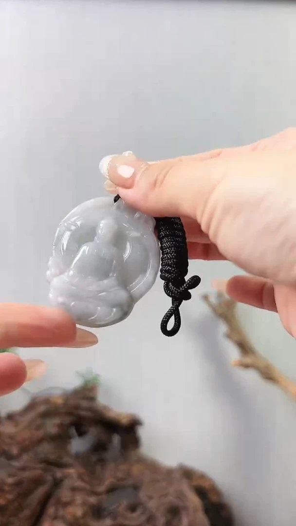 【闪购商品】翡翠颈饰未镶嵌大日如来