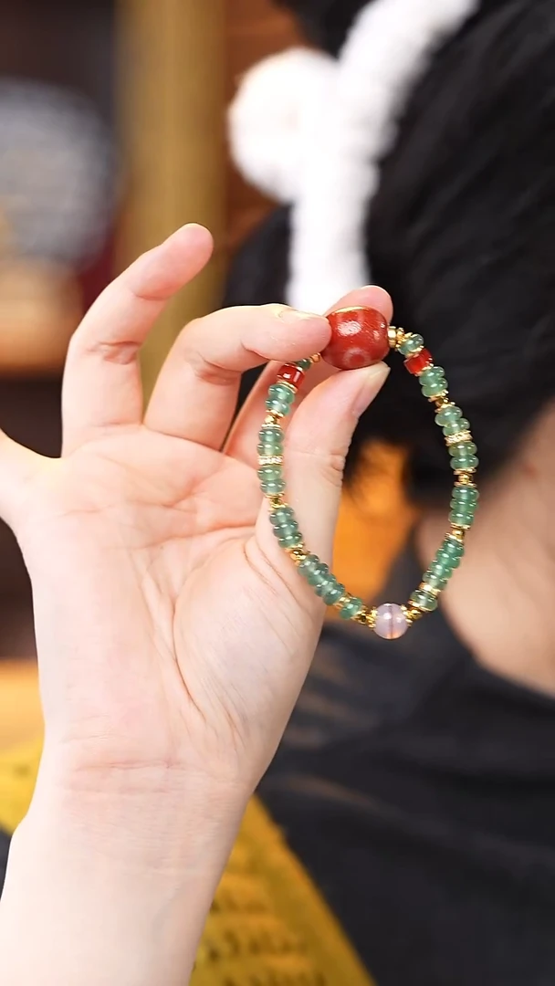 玛瑙/玉髓（覆膜）颈饰未镶嵌手串多样性发其一