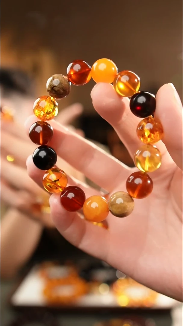 琥珀颈饰未镶嵌14+多宝手串