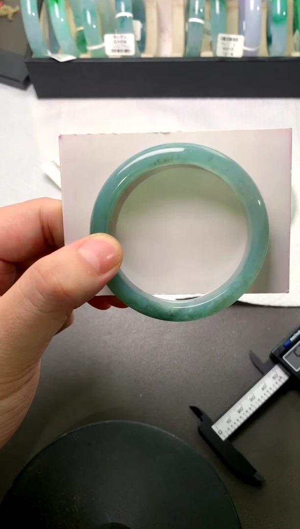 未镶嵌手镯翡翠54*12*7.5