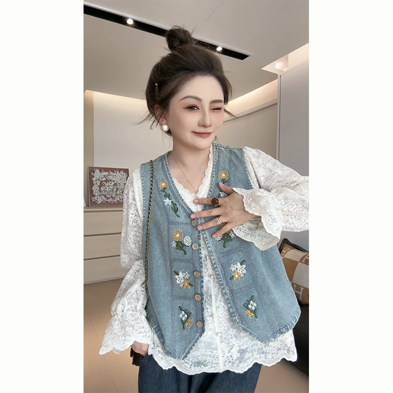 【胖佳佳】现货~故事的小黄花 刺绣牛仔马甲秋季时尚百搭H625Z13221