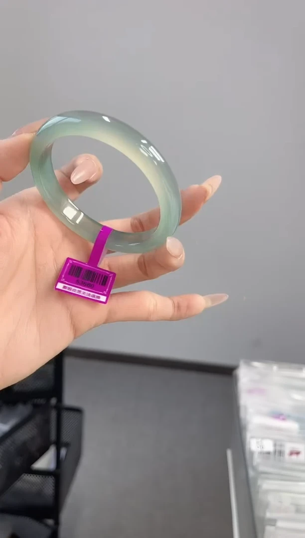 【闪购商品】玛瑙/玉髓手镯未镶嵌55-56圈