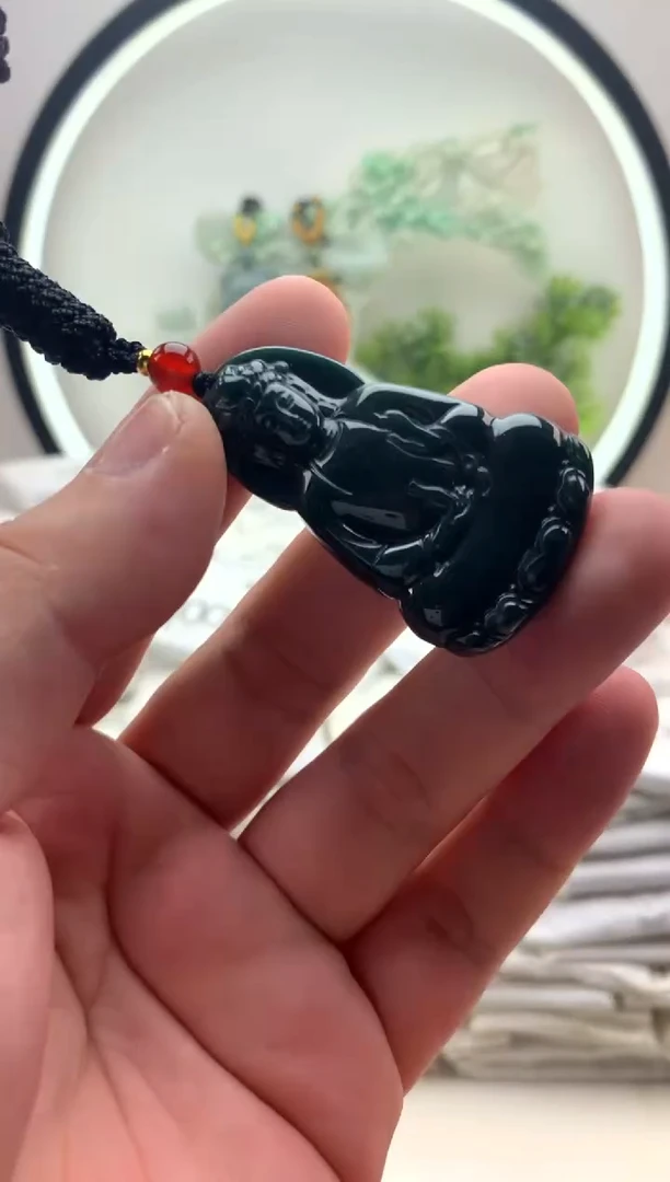 颈饰未镶嵌翡翠小素衣