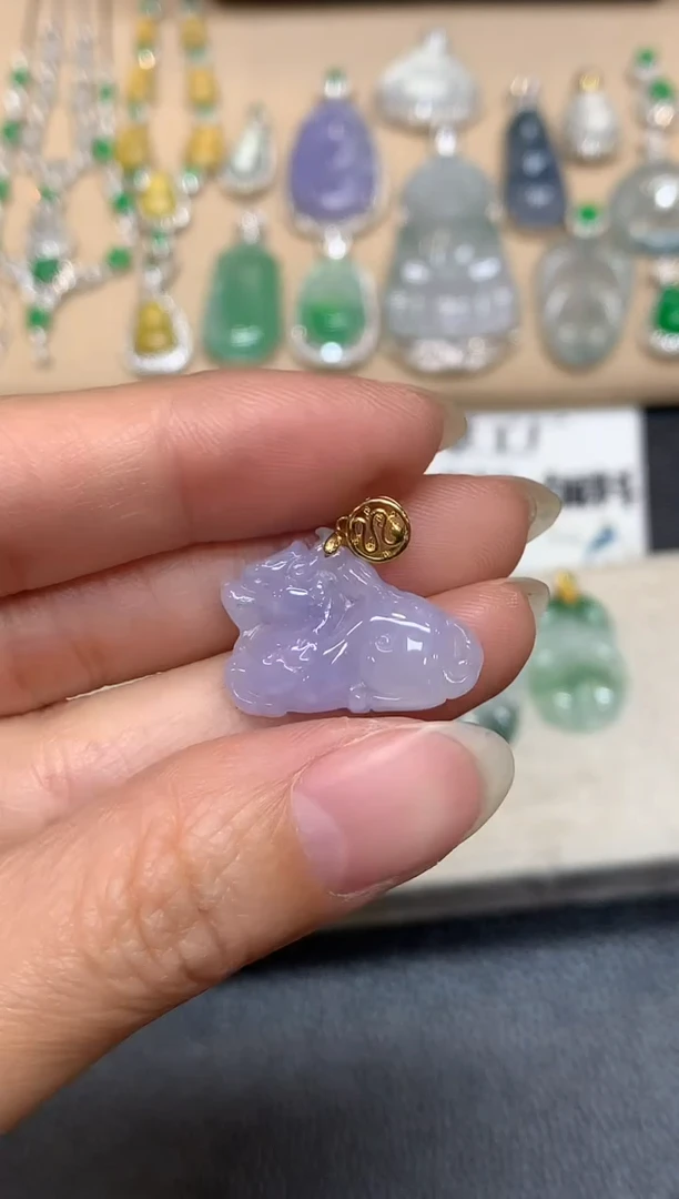 吊坠(不含链)18K金镶嵌翡翠貔貅【无服务费【紫货有色差】