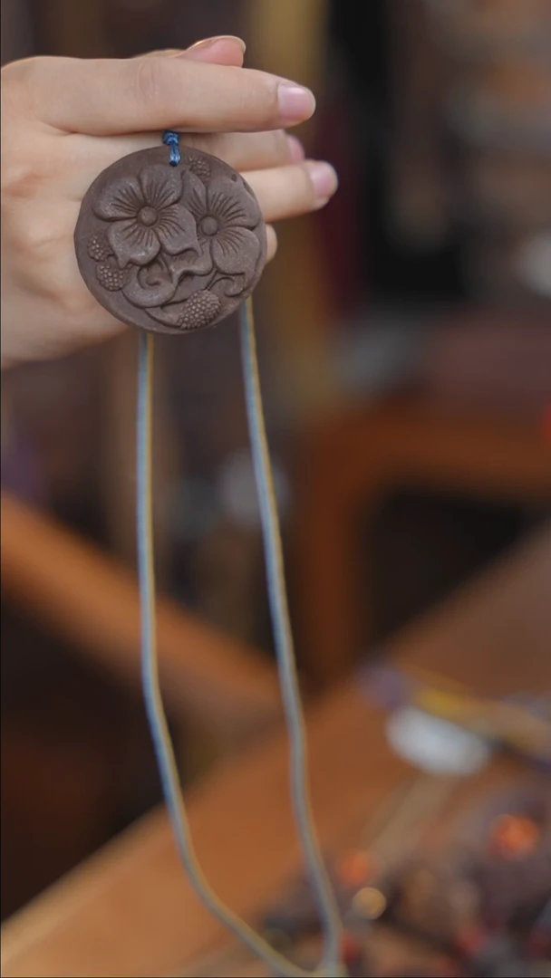 泥塑次第花开双生花福利脖挂款式