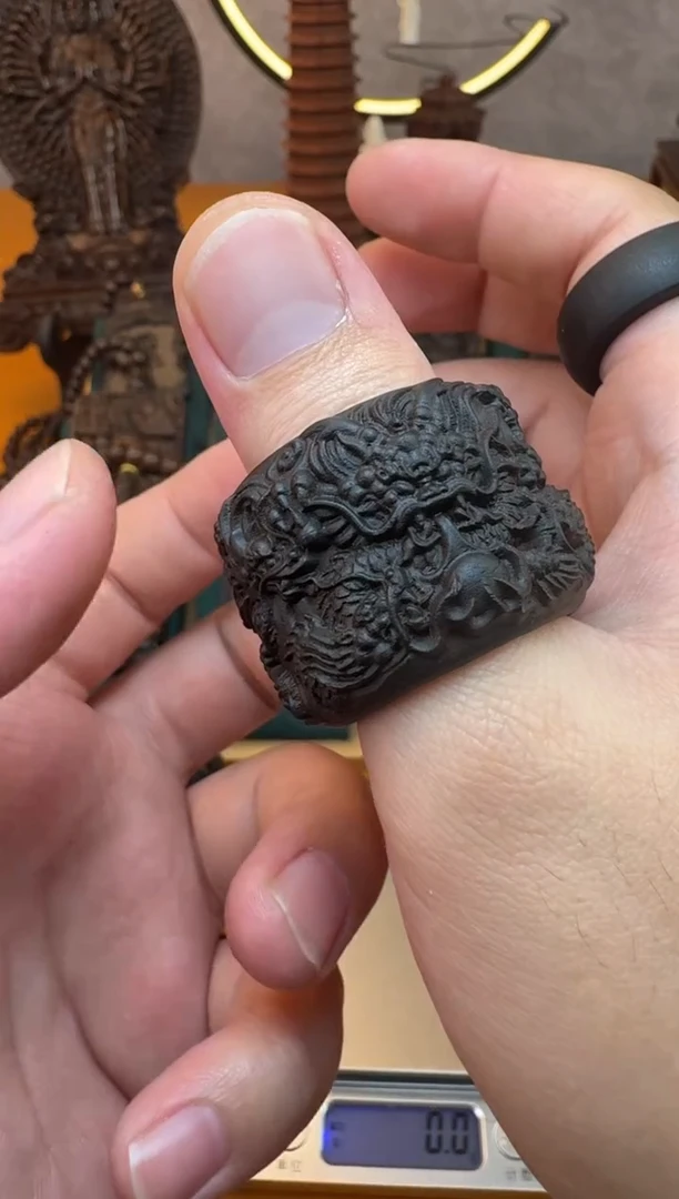 贡木把件《巴布亚贡木》九龙扳指