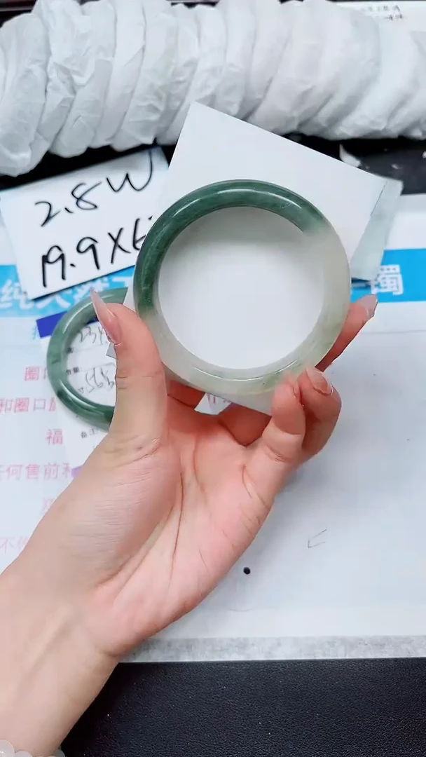 【闪购商品】石英质玉手镯未镶嵌A235-58/59