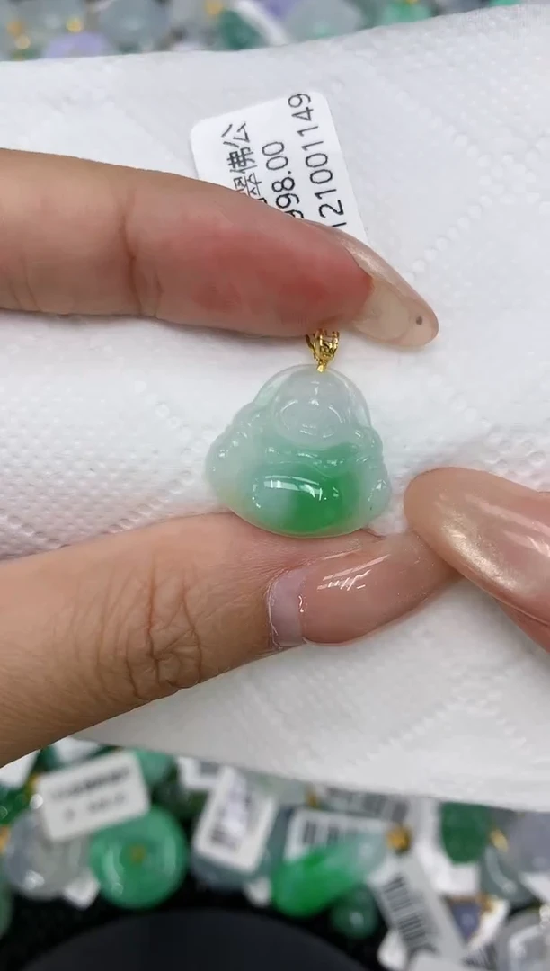 颈饰18K金镶嵌翡翠a货支持复检百元以上9元证书费自理