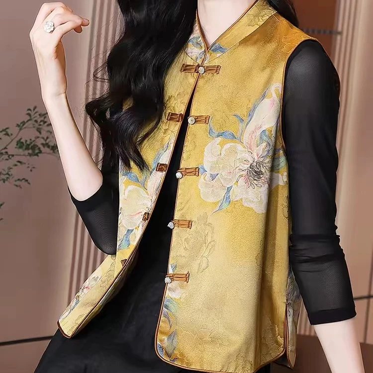中式立领坎肩提花马甲上衣女2025早春新款短款国风复古背心马夹
