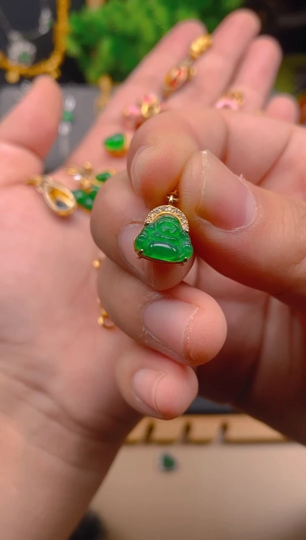 吊坠(不含链)银S925镶嵌翡翠佛公万能扣
