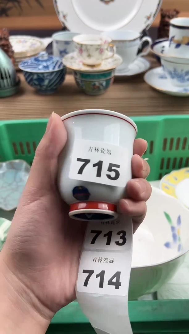 瓷片M****i瓷片       715