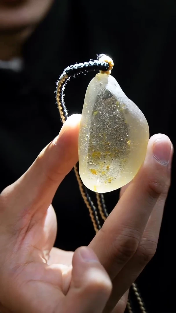 吊坠(赠链)未镶嵌水晶水晶