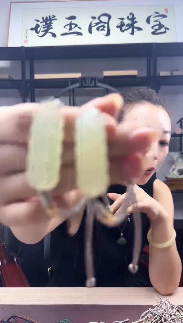 未镶嵌岫玉颈饰多样性发货其中发一件
