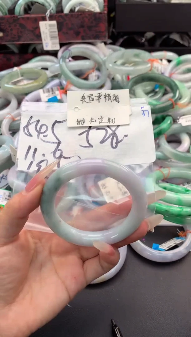 【闪购商品】定制翡翠未镶嵌毛货需精细抛光+多人
