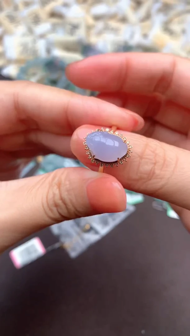 18K金镶嵌挂件翡翠金蟾