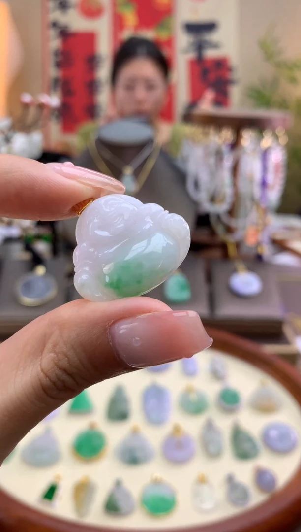【闪购商品】翡翠颈饰18K金镶嵌佛公