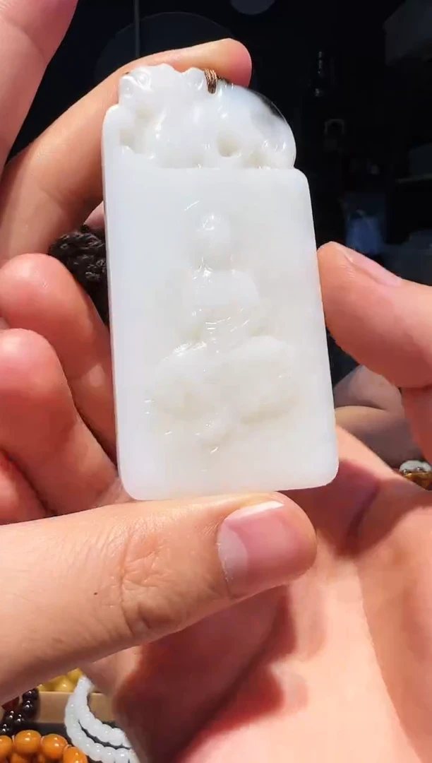 手串未镶嵌和田玉挂件