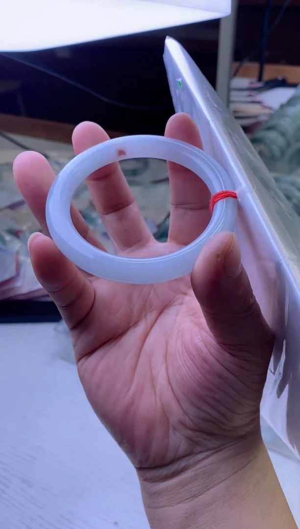 翡翠手镯未镶嵌4004
