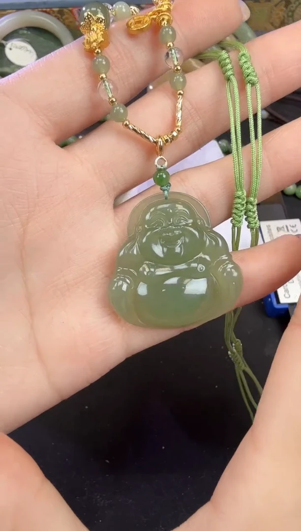 和田玉未镶嵌颈饰佛30