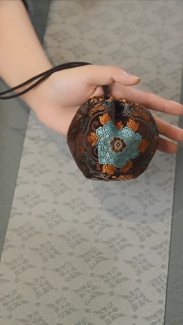 杯袋············