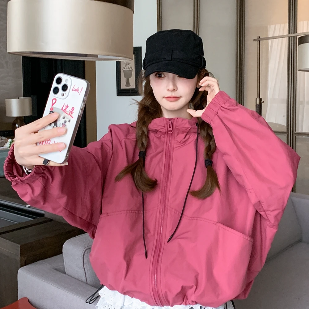 小个子短款美式冲锋衣夹克女春秋2025新款超好看工装薄款运动外套