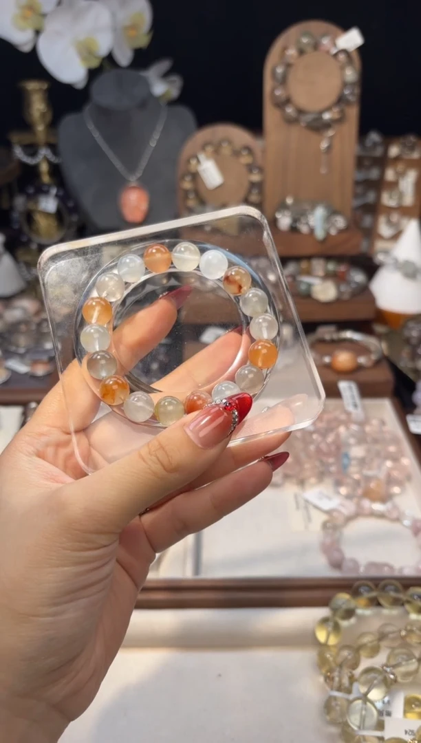 【闪购商品】水晶手链未镶嵌兔毛