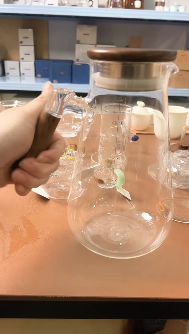 禾器沁源壶