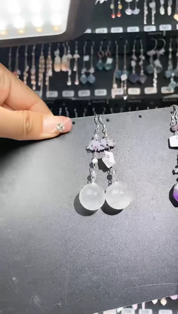 【闪购商品】紫晶耳饰银S925镶嵌火格格