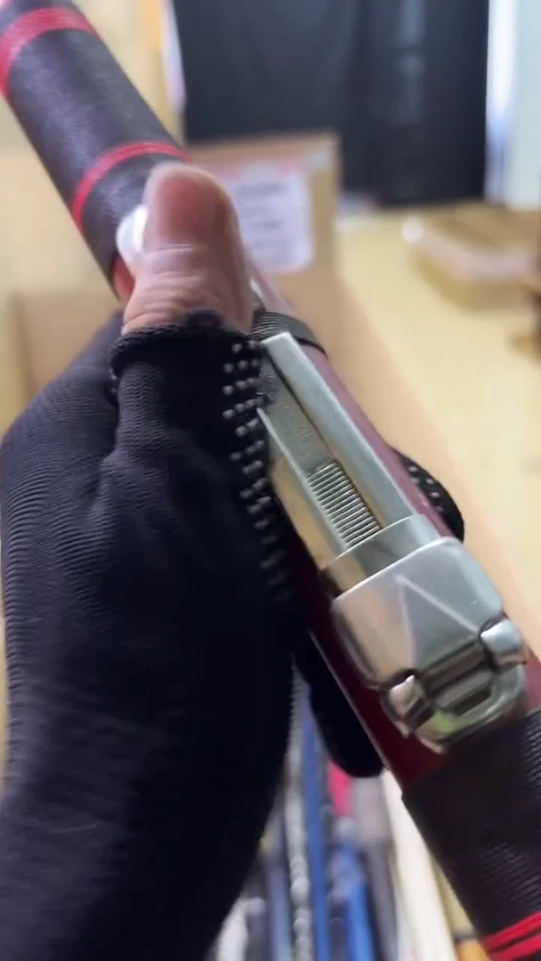 M****a鱼竿 孤品 微瑕 顺丰加10元