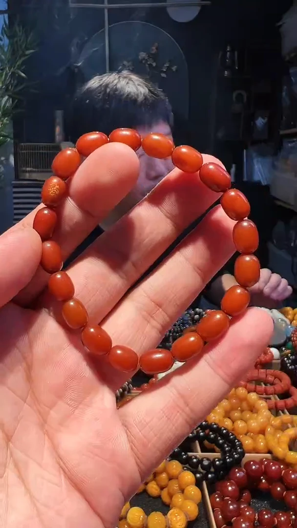 【闪购商品】蜜蜡手串未镶嵌8左右老枣