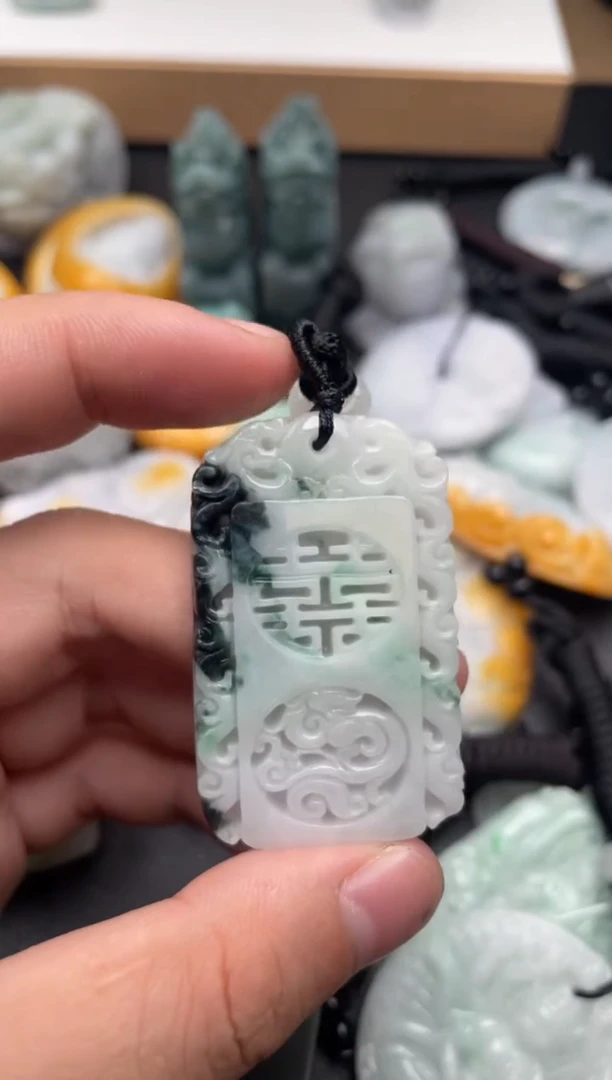 吊坠(不含链)未镶嵌翡翠1