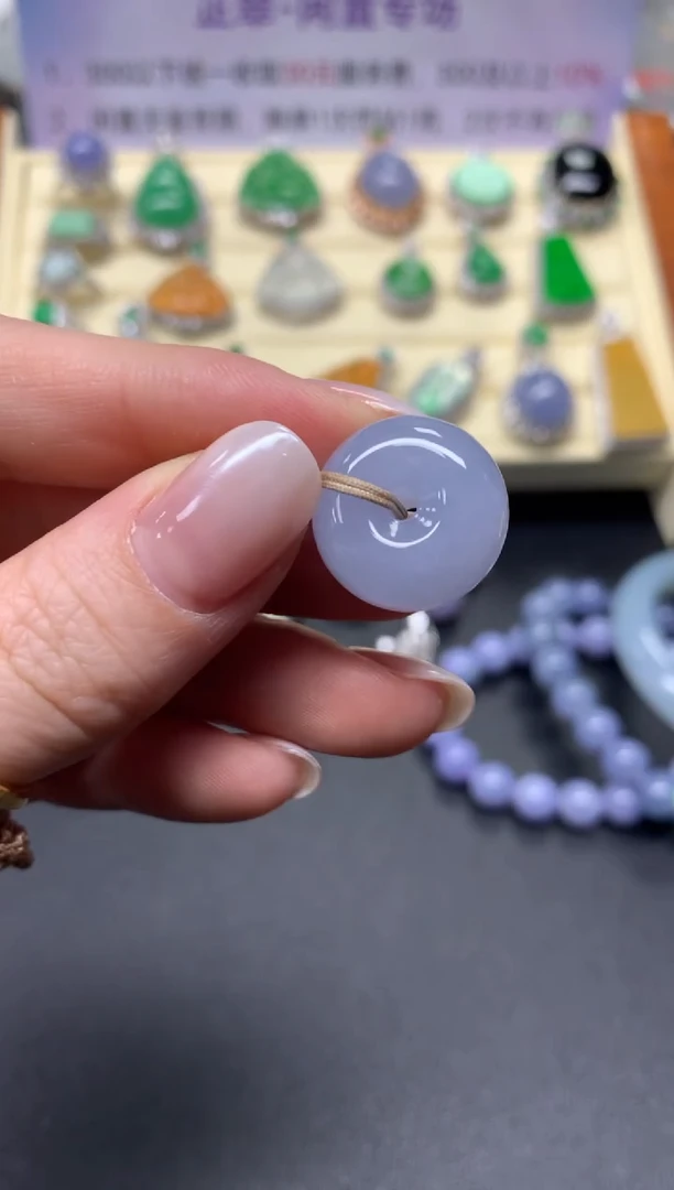 【闪购商品】翡翠吊坠(不含链)18K金镶嵌吊坠|2100+210