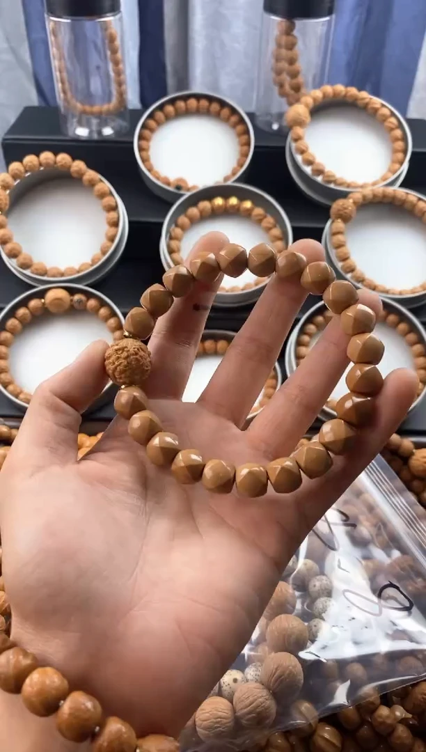 手串猴头核桃唐八棱送单颗雕刻瑕疵
