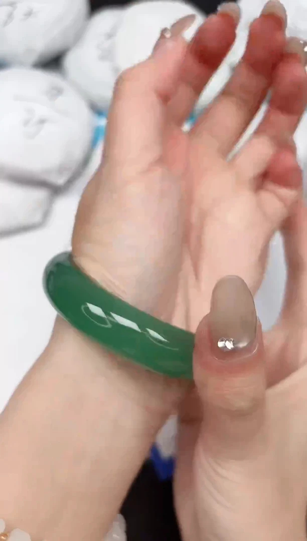 未镶嵌手镯石英质玉460-54