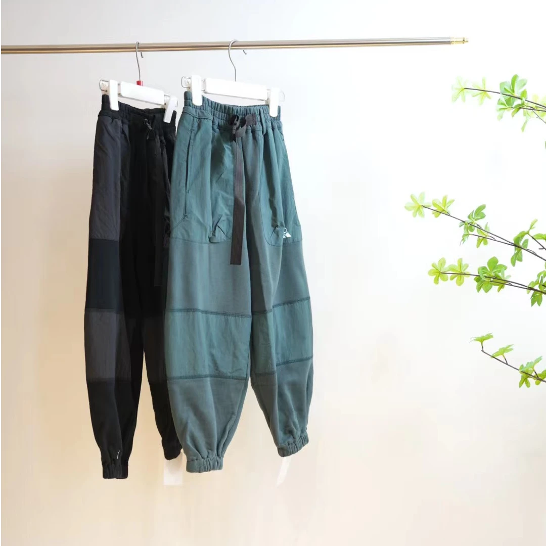 0286-一款两色拼接撞色口袋卡扣装饰儿童休闲裤J