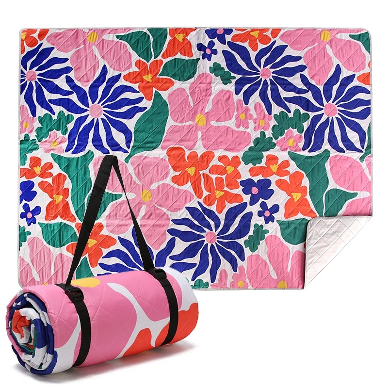 出口原单便携折叠郊游野餐垫超声波三层涂银防水沙滩垫200x150cm