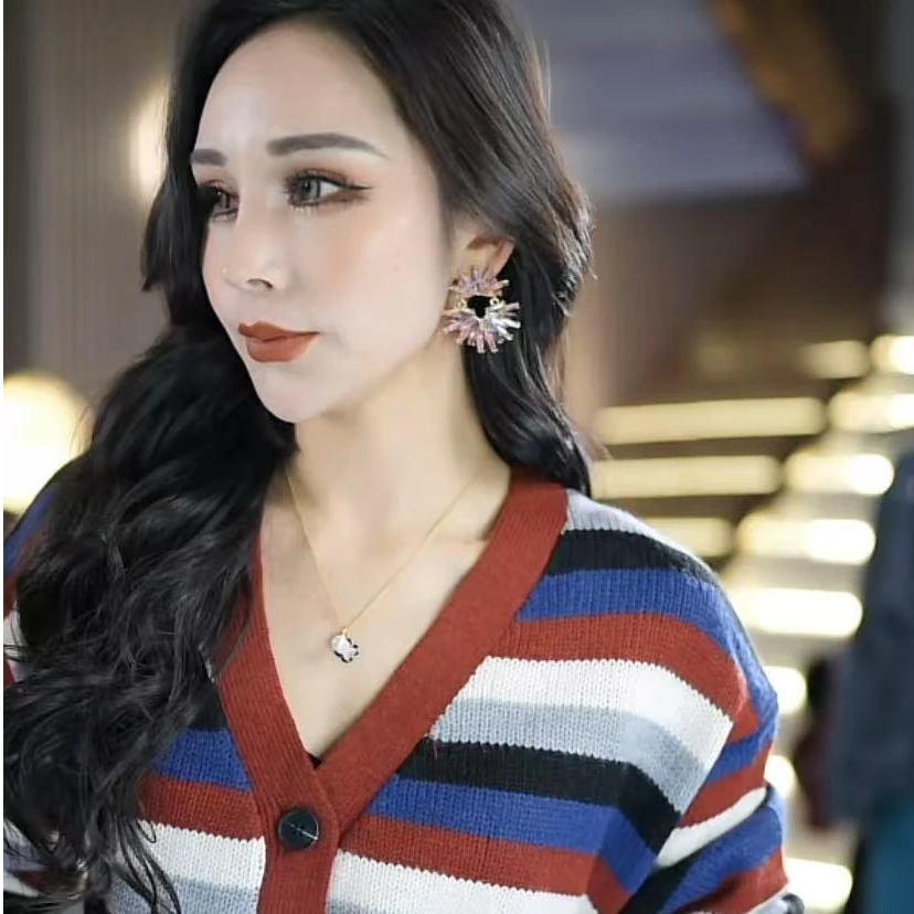 钛钢耳饰 气质时尚百搭简约轻奢满钻水钻花耳环96998520